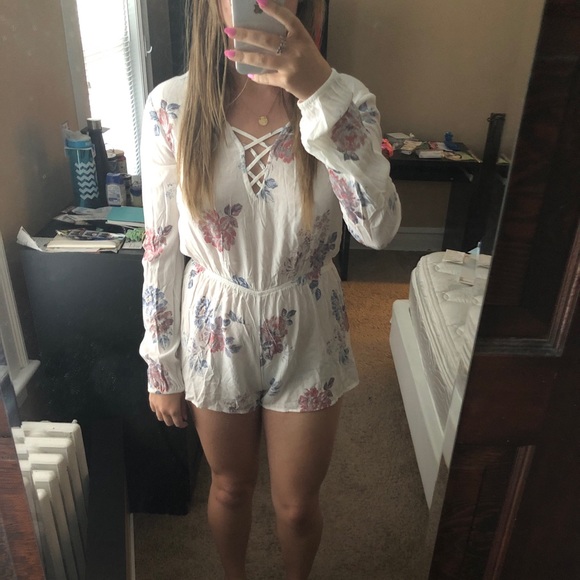 Kendall and Kylie • romper - Picture 3 of 8